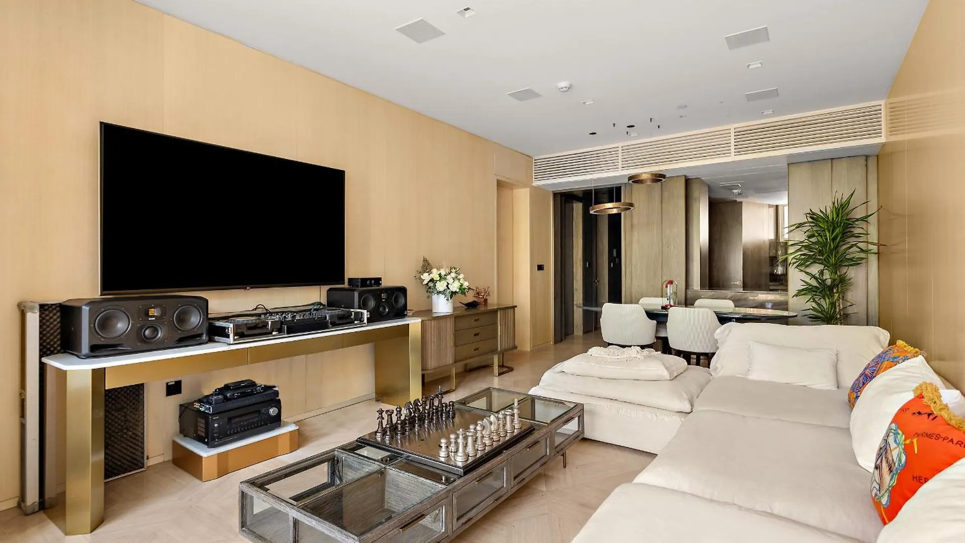 Five Palm Jumeirah Dubai Apartment With Private Pool 0*,  United Arab Emirates